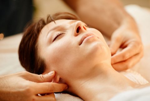 relaxing-spa-massage-2022-06-21-19-11-14-utc-min
